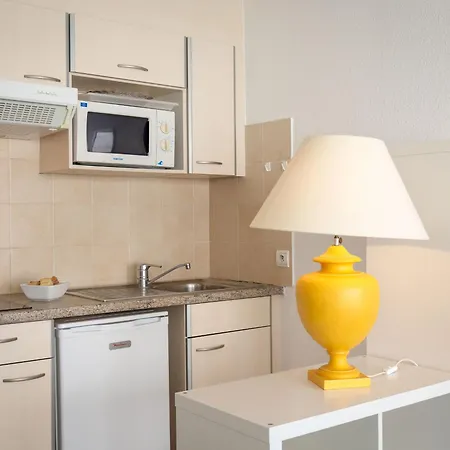 Apartment Climatise, Centre-ville, Proche Plage, Wifi - Fr-1-466a-54 *